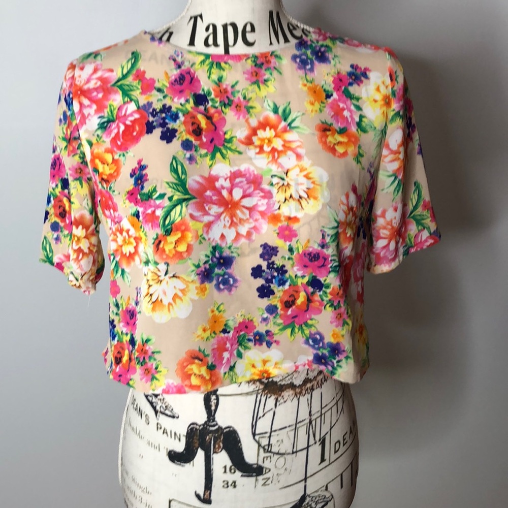 the HANGER Floral Cropped Top with Metal Zipper